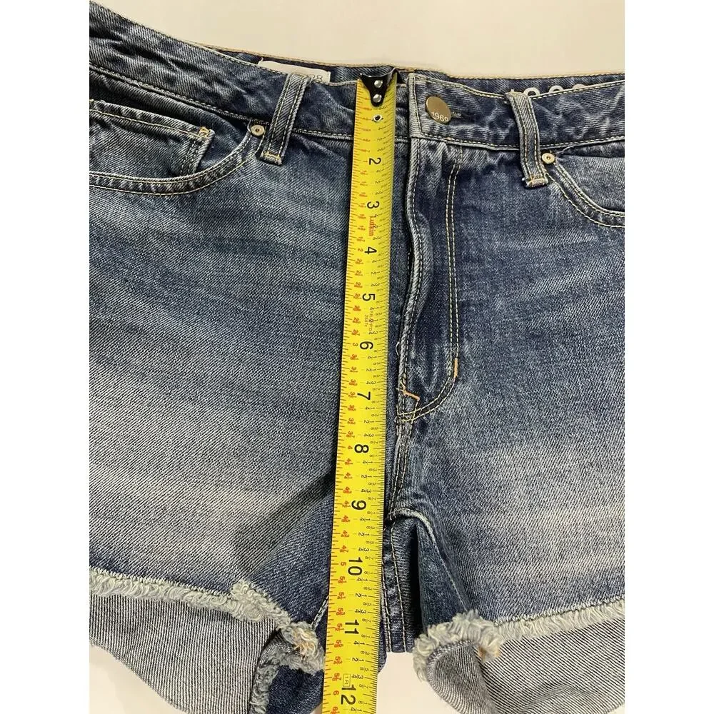 Gap 1969 Jean Denim Shorts Womens 28 Blue Authentic Slim Cut Offs